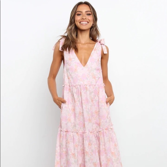 Petal & Pup Erenda Dress Floral - Picture 2 of 8